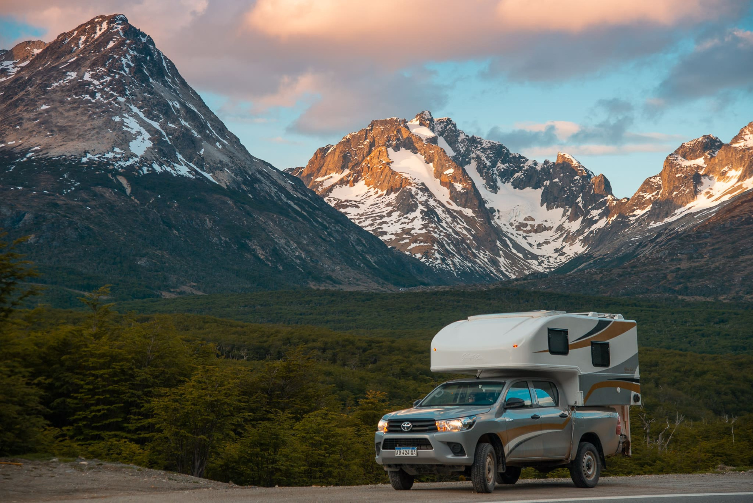 Hilux Elite Camper Double Cab