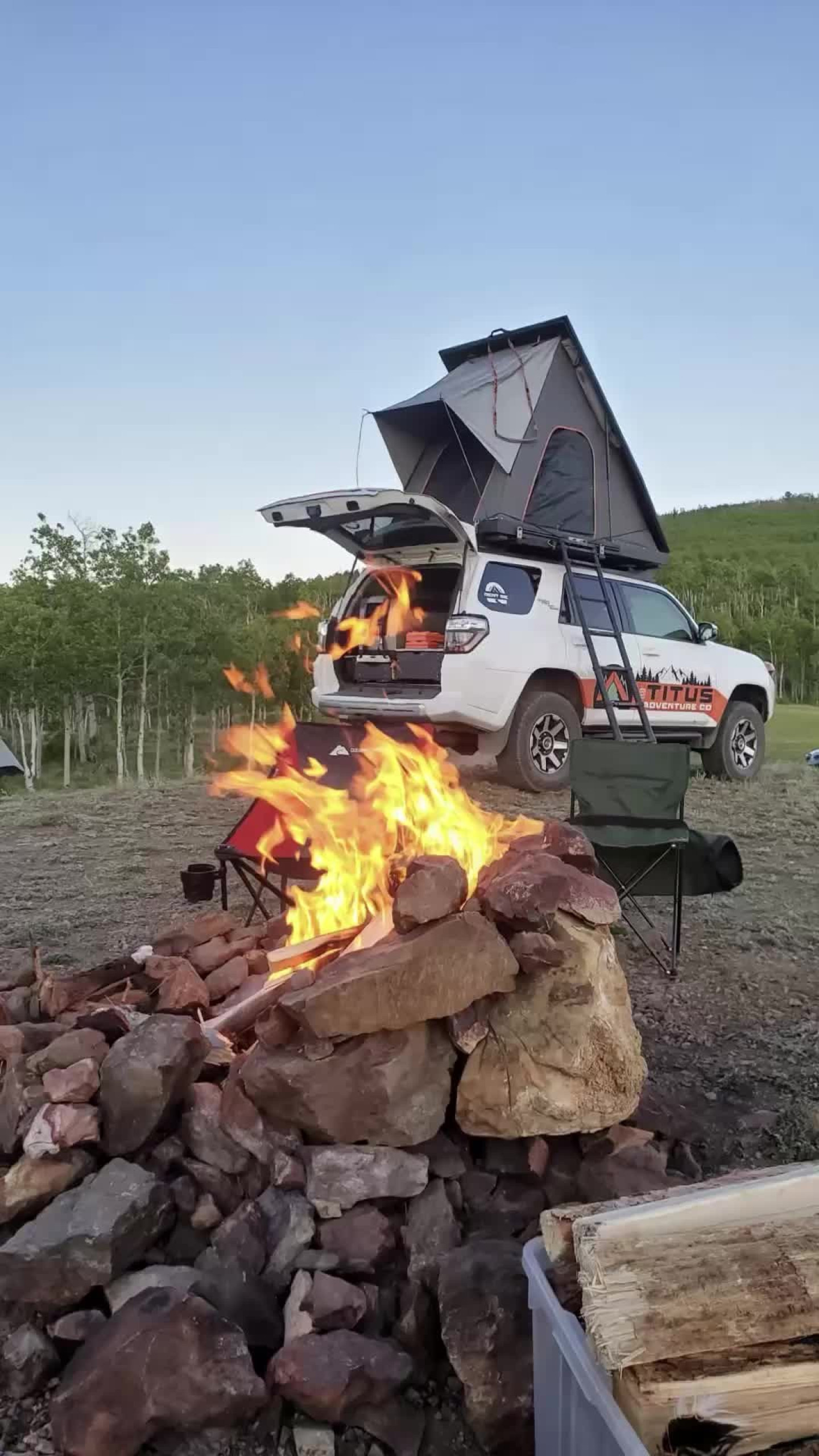 Toyota 4Runner with rooftop tent 4RUNNER TRD OFF-ROAD premium